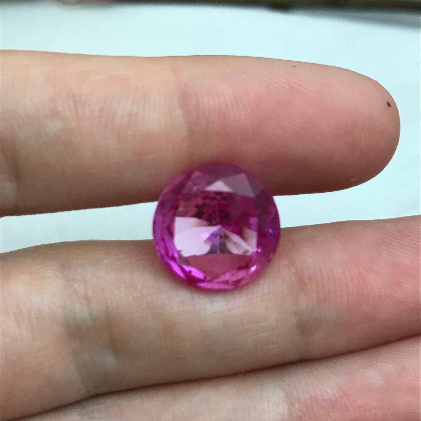 11 Carat Pink Lab Created Sapphire 13.7mm Round Cut, Loose Faceted Gemstone