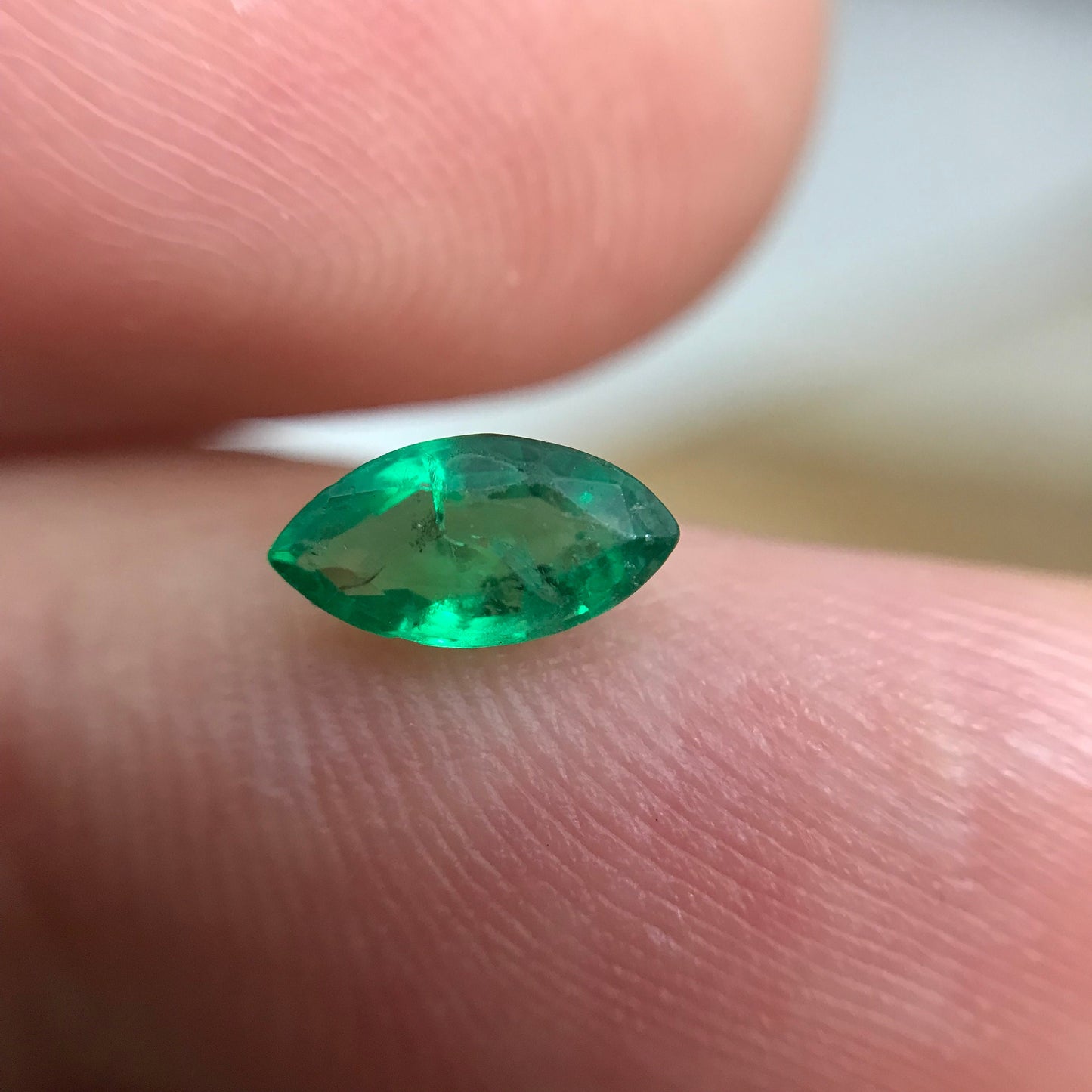 0.41 carat Natural Green Emerald 7x3.7mm Marquise Cut Loose Gem, Faceted Gemstone, Flowing Gems