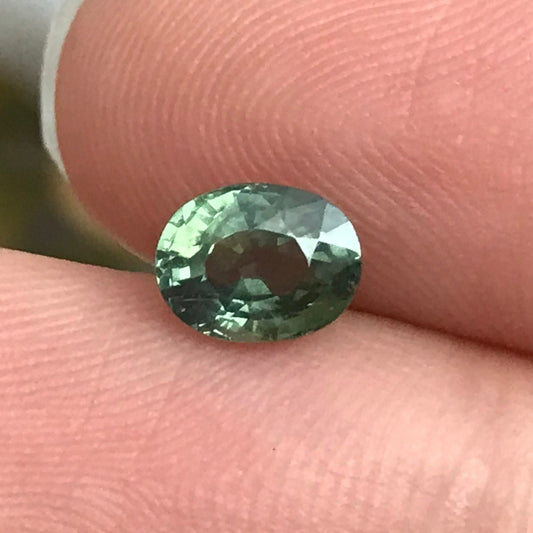 1.13 Carat Green Sapphire 6.47x5.2mm Oval Cut, Unheated Faceted Loose Natural Sapphire For Jewelry Setting