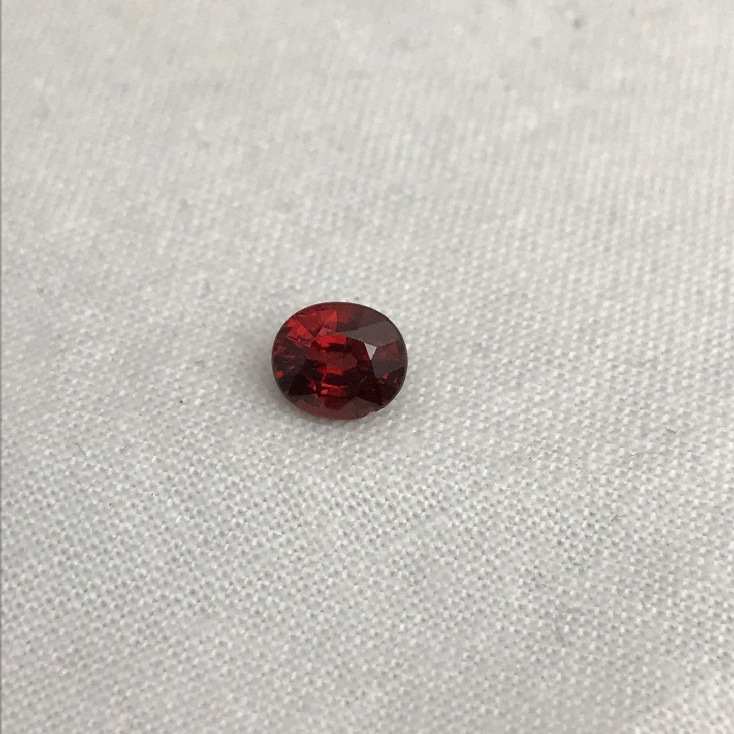 Natural Pyrope Garnet, 1 Carat, 6.2x5.3mm Oval cut Deep Red Garnet, Faceted Oval Cut Red Garnet