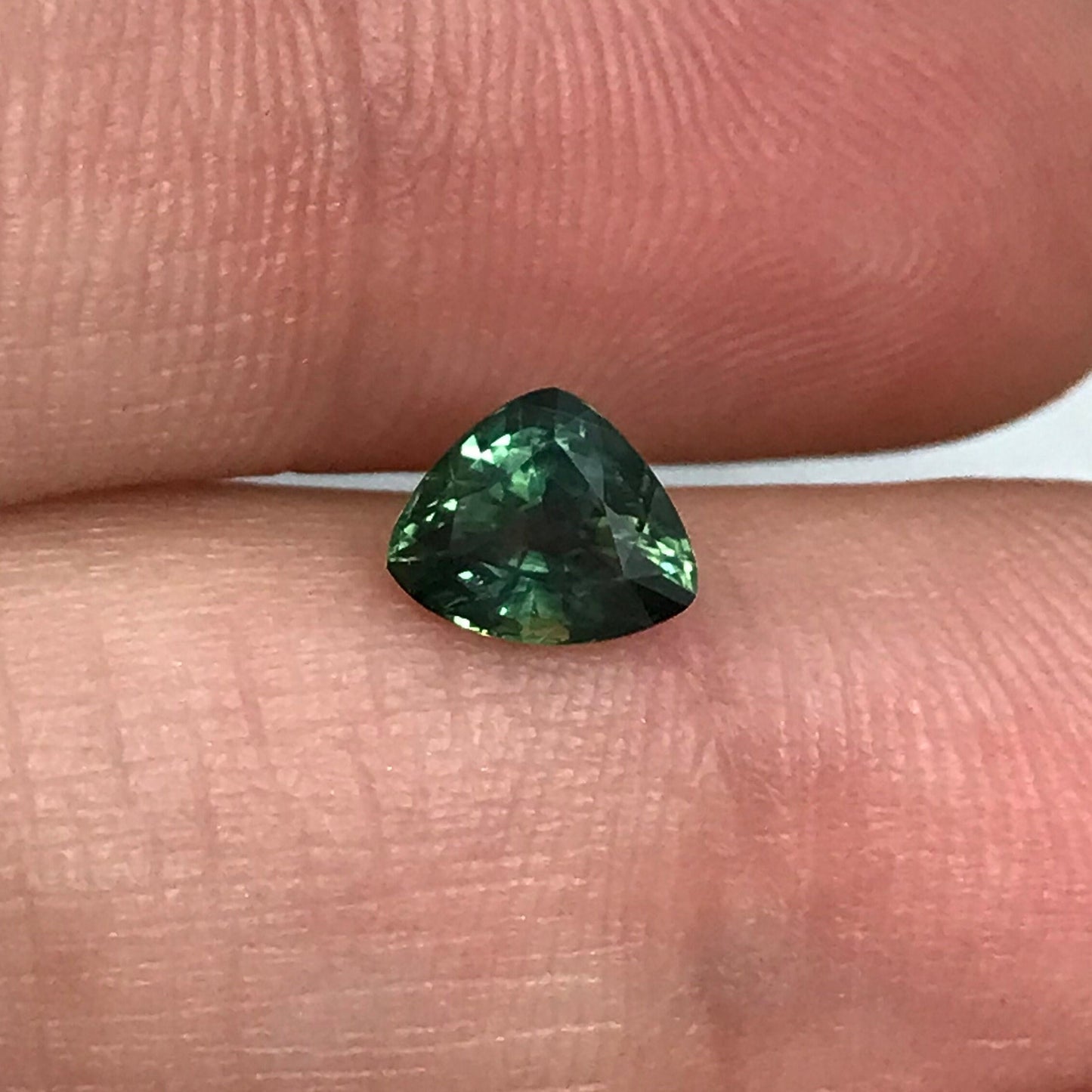 0.96 Carat Natural Green Sapphire 6.5x5.3 mm Gemstone Trillion Cut Corundum Gem Faceted Loose Sapphire