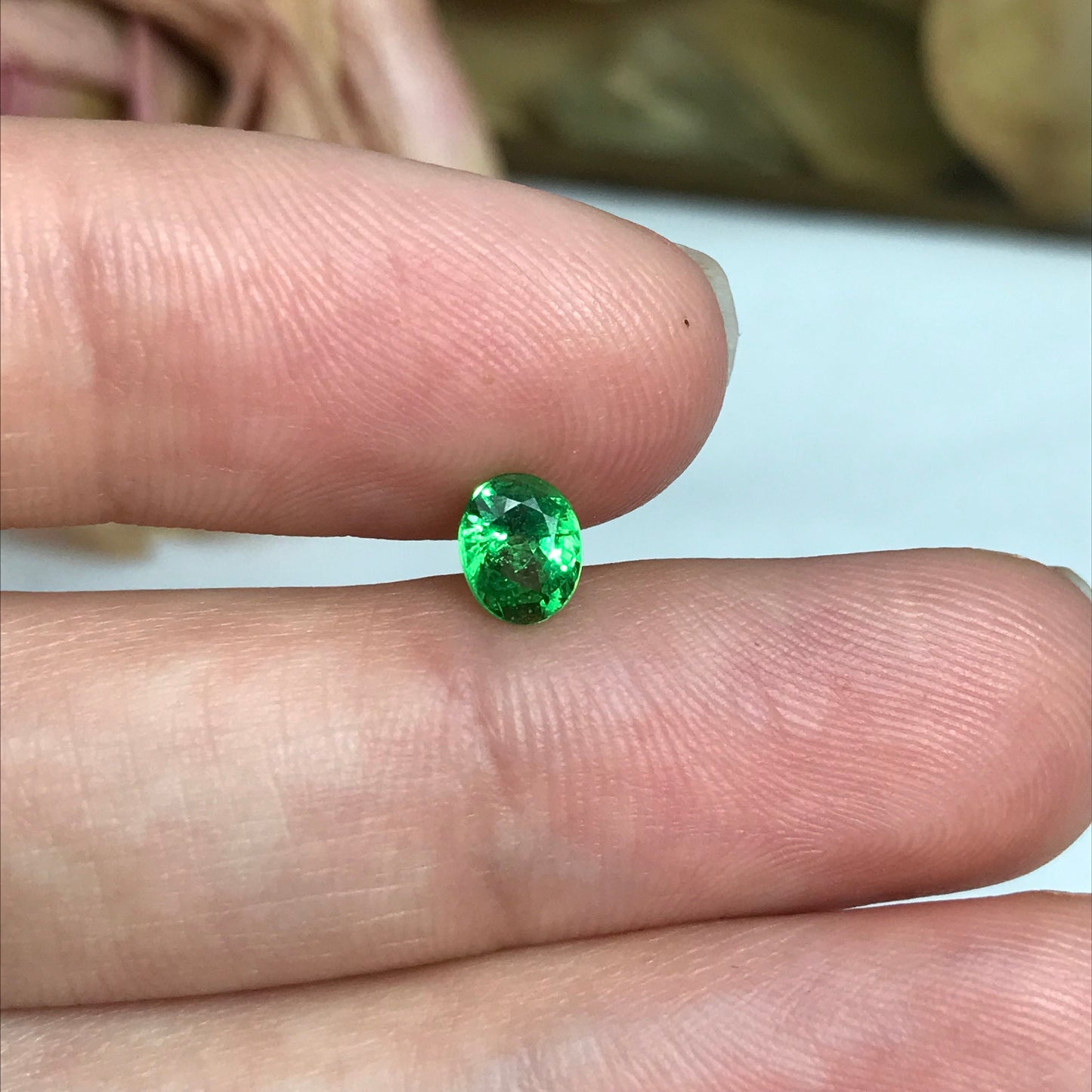 0.76 Carat Green Tsavorite Garnet 5.78x4.63mm Oval Cut, Faceted Loose Gemstone
