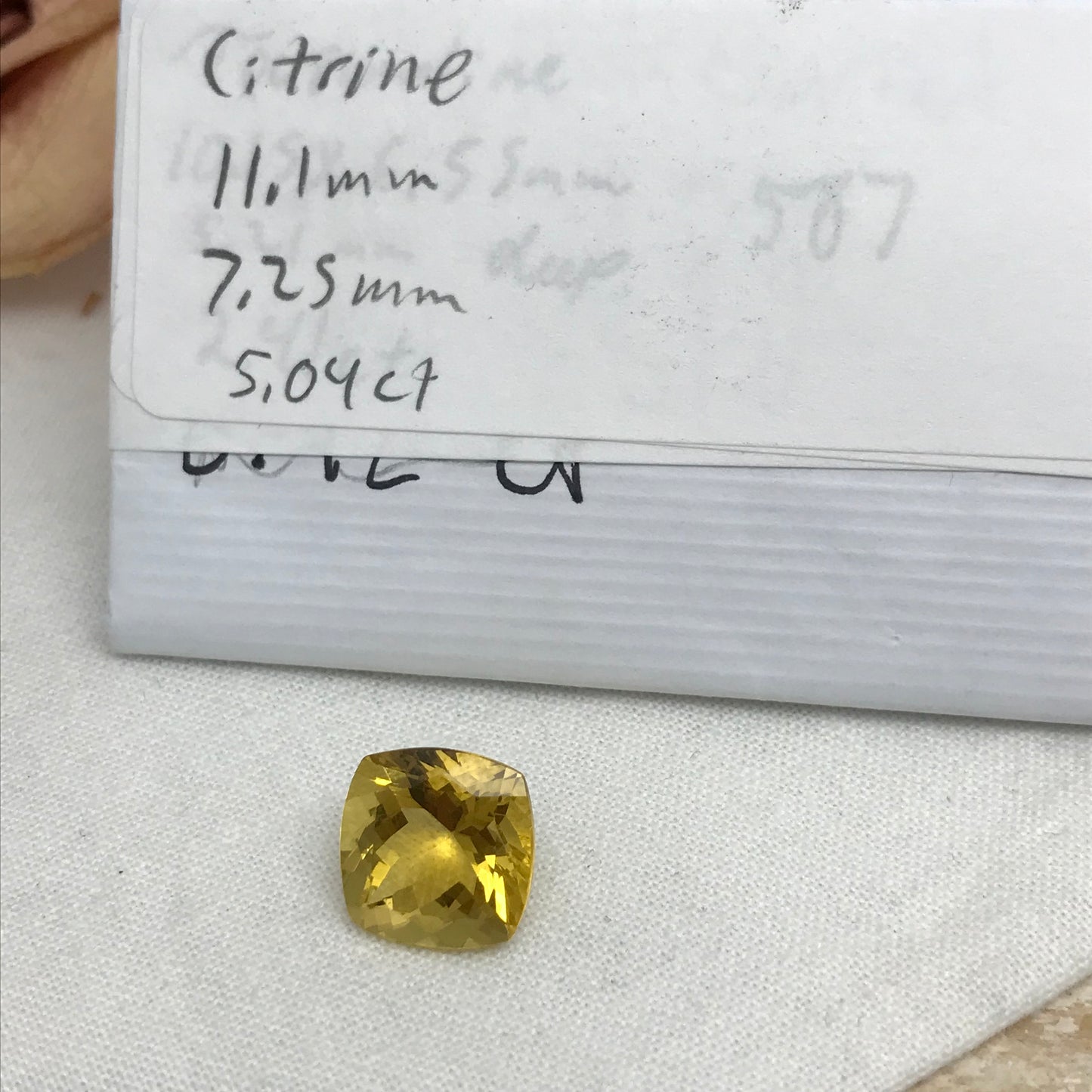 5 Carat Golden Citrine 11mm Cushion Cut, Faceted Loose Quartz