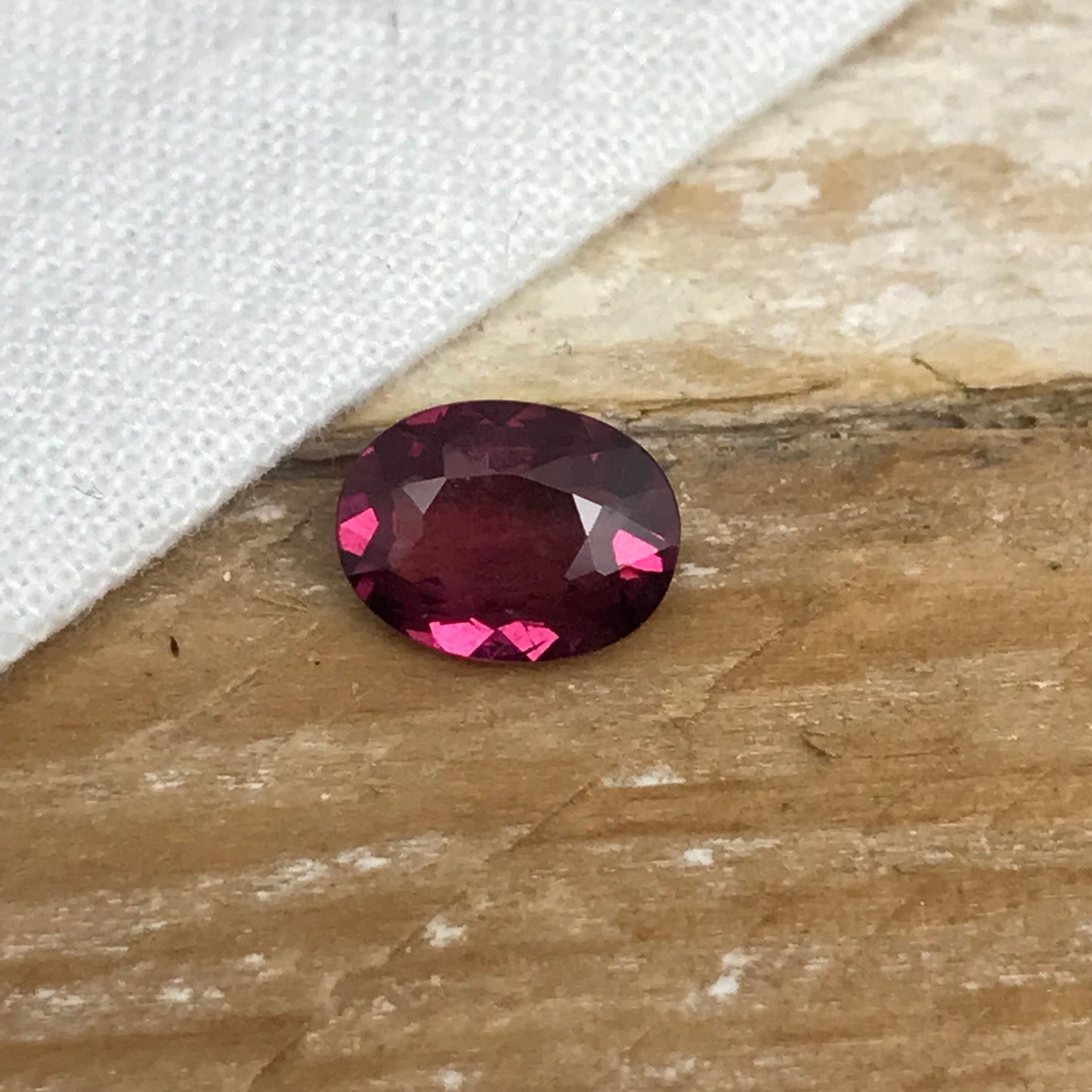 Natural Rhodolite Garnet, 1.33 carat, 7.7x5.8 Rose Red Garnet, Faceted Oval Cut Raspbery Garnet