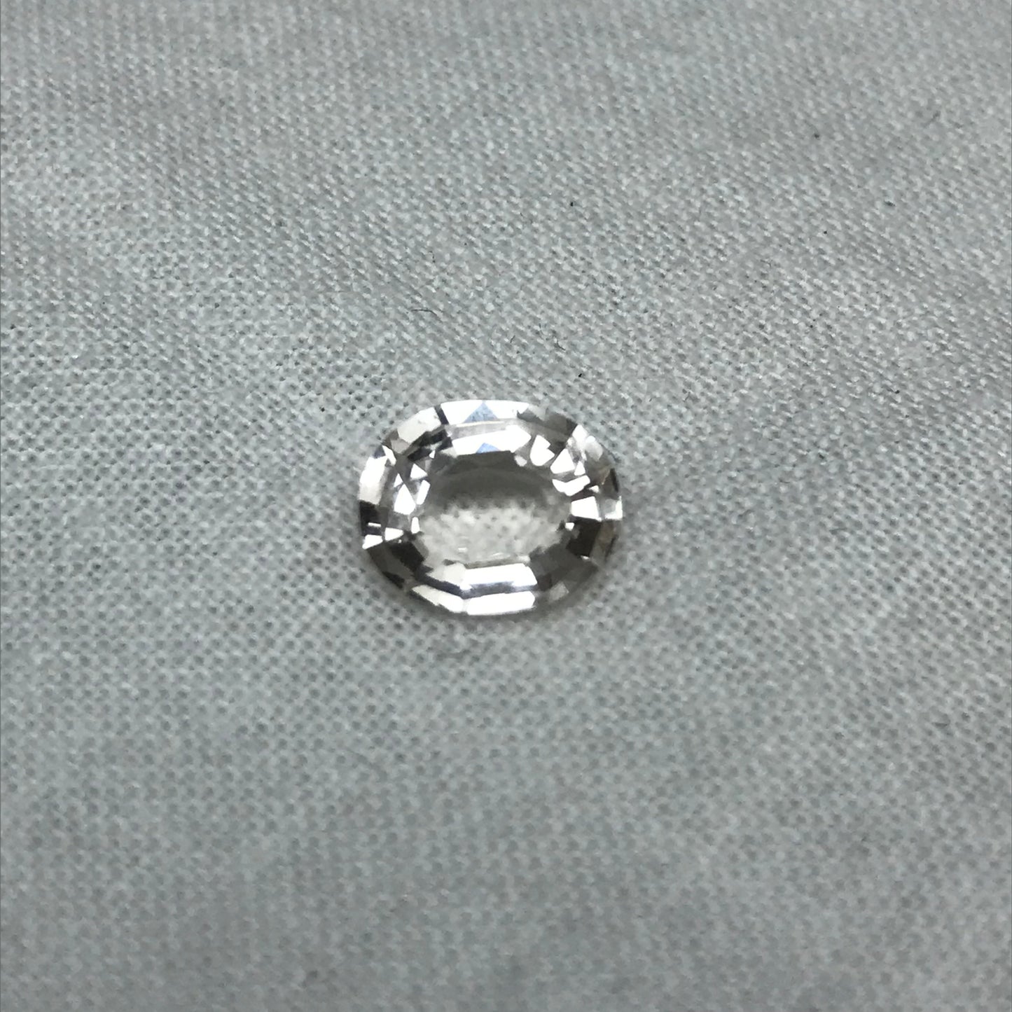 1.33 Carat Peach Morganite 8.3x6.8mm Oval Cut, Light Orangey Morganite