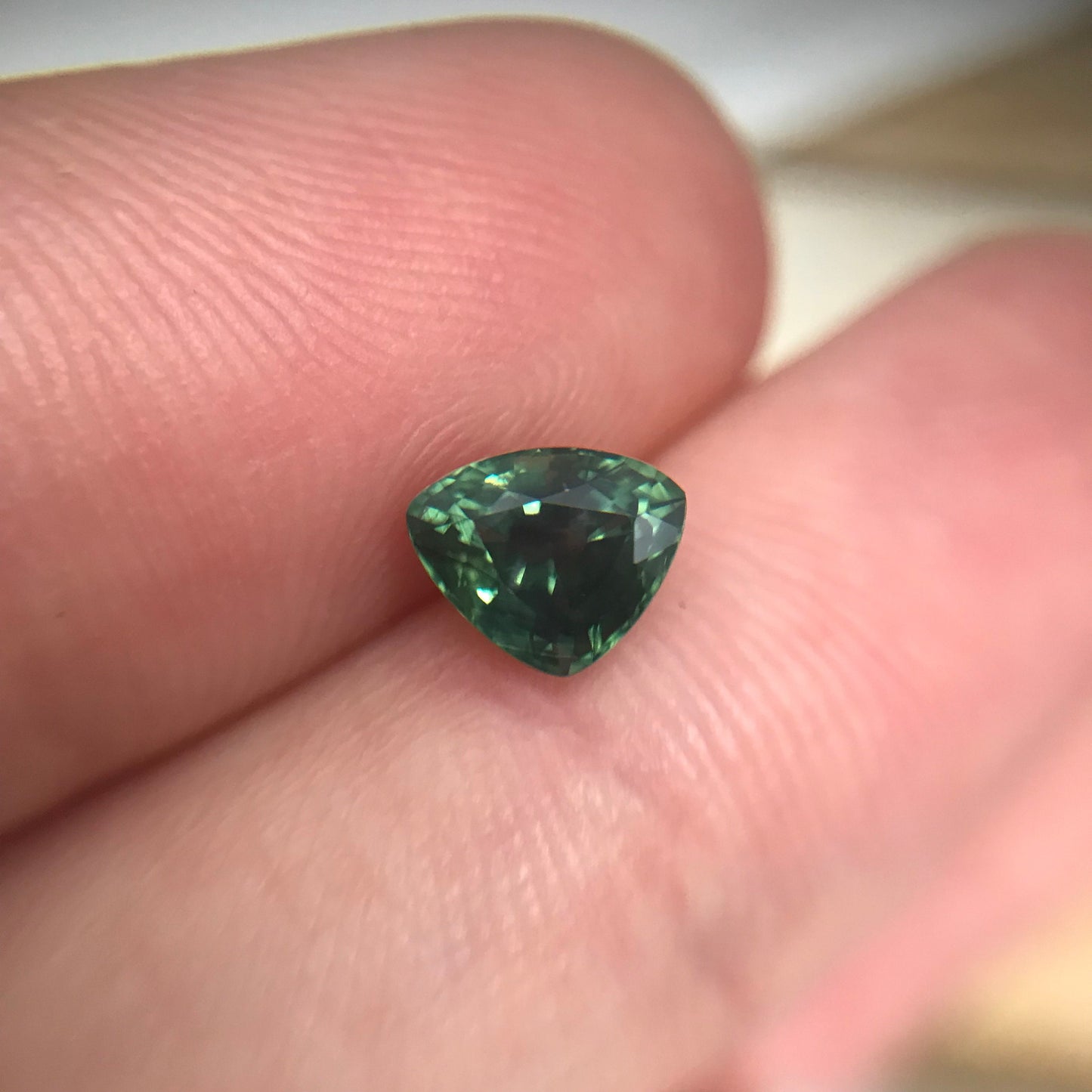 0.96 Carat Natural Green Sapphire 6.5x5.3 mm Gemstone Trillion Cut Corundum Gem Faceted Loose Sapphire