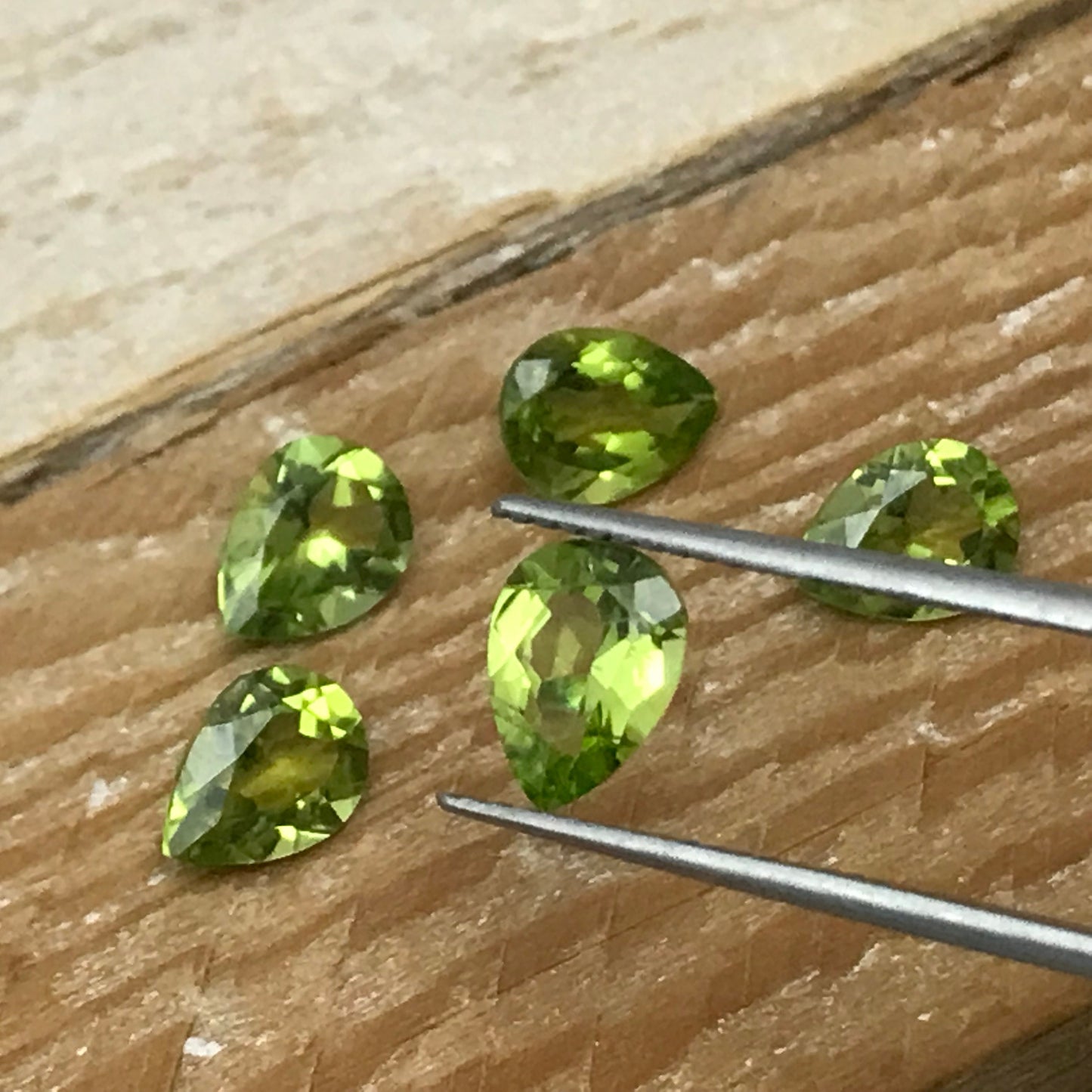 One- 8x6mm Green Peridot Pear Cut, Approx. 1 carat Loose Natural Gem, August Birthstone, Faceted Natural Peridot, Chrysolite, Olivine
