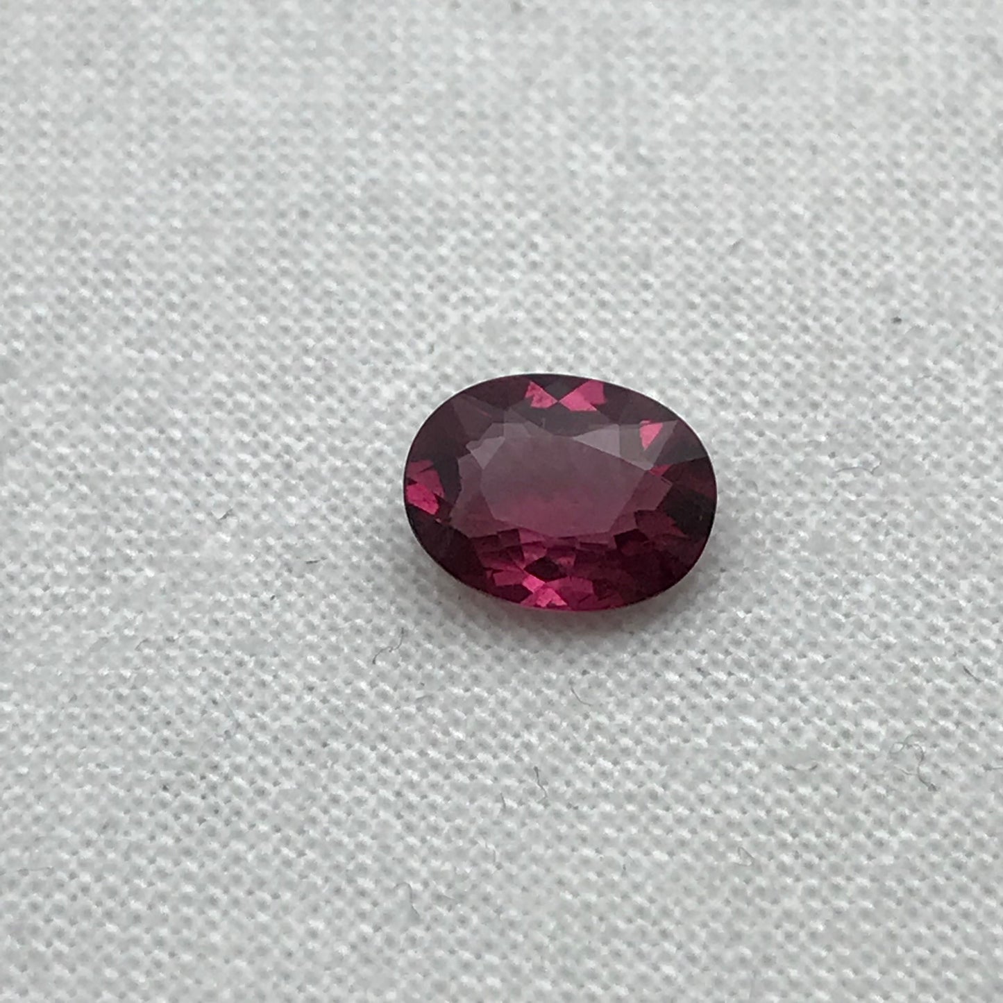 Natural Rhodolite Garnet, 1.33 carat, 7.7x5.8 Rose Red Garnet, Faceted Oval Cut Raspbery Garnet