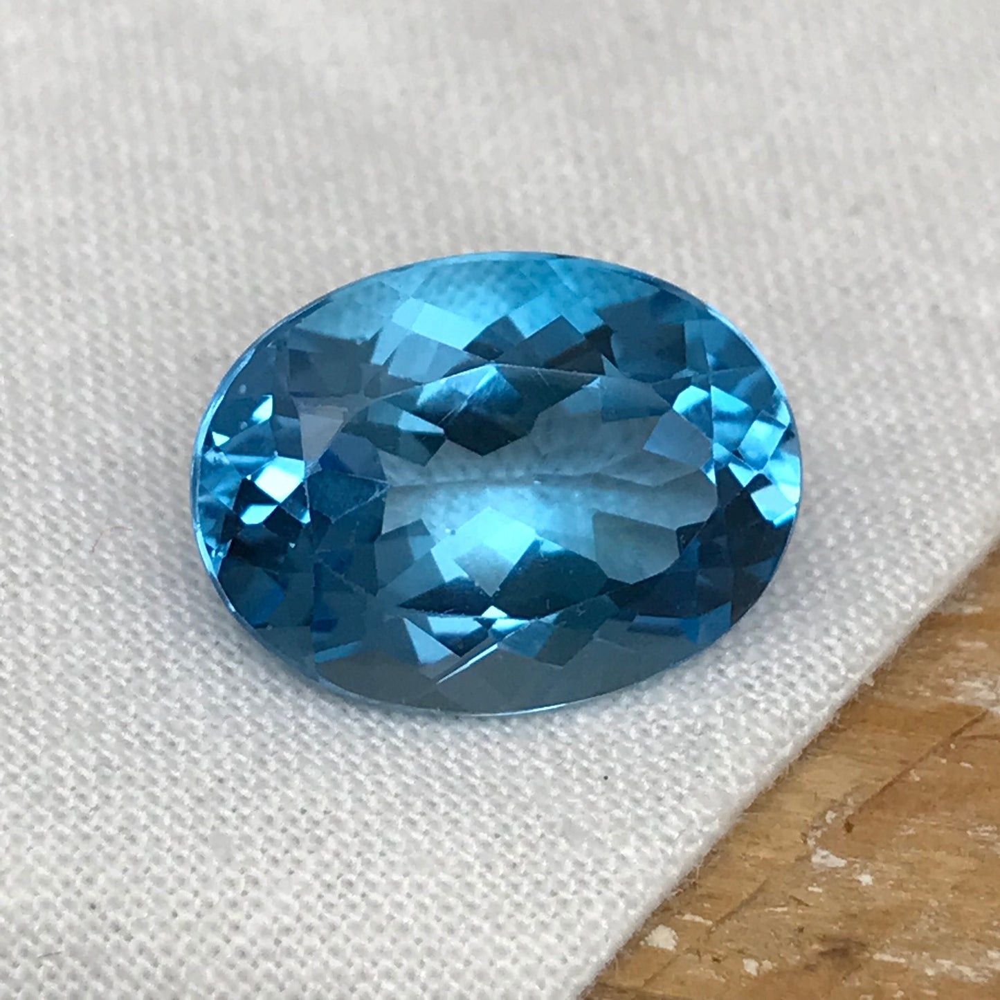 16x12mm Blue Topaz Oval Cut 11.09 Carat, Pre-owned, December Birthstone US Seller