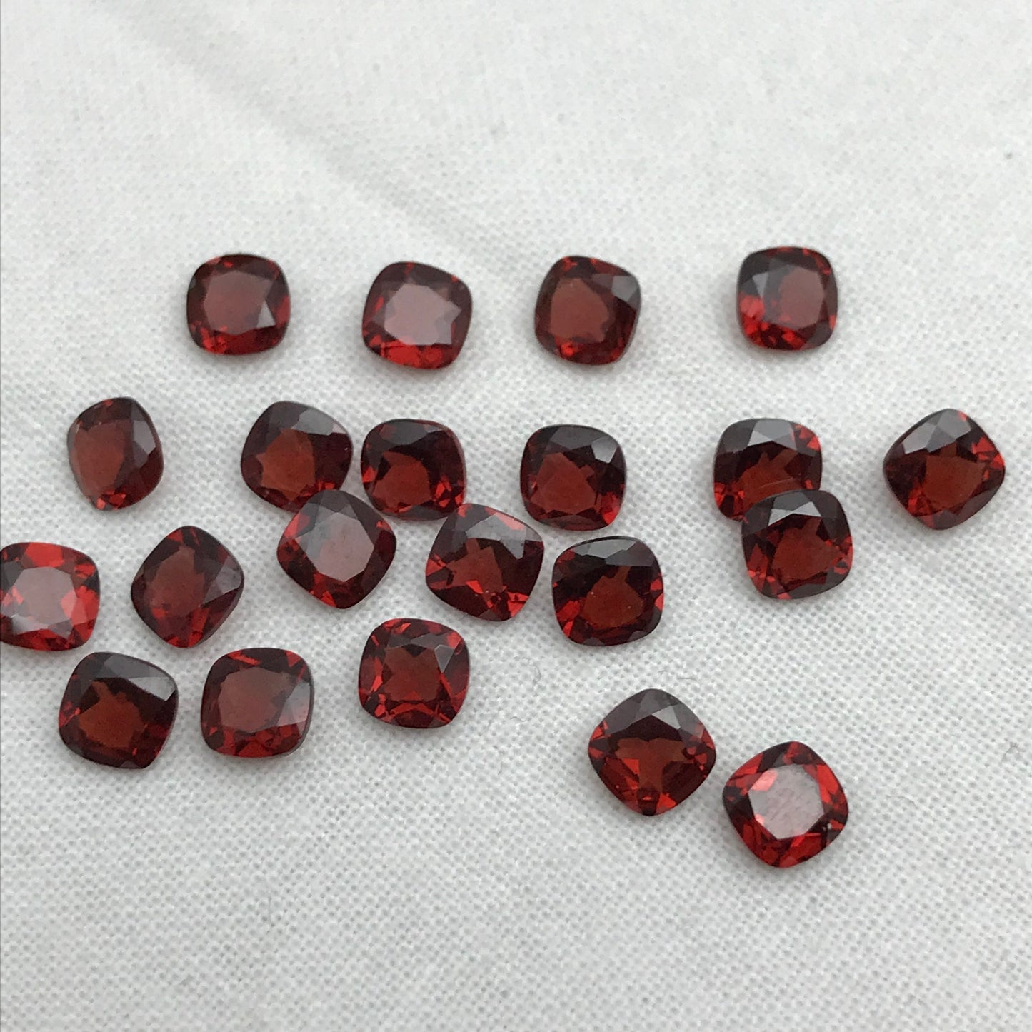 One Garnet 5mm Cushion Cut Faceted Loose Stones Unmounted Gemstone Red Flowing Gems Approx 0.75ct Garnet