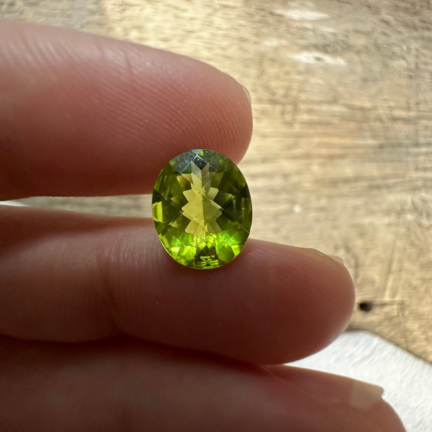 Green Peridot 11x9mm Oval Cut 3.29 carat Loose Natural Gem August Birthstone