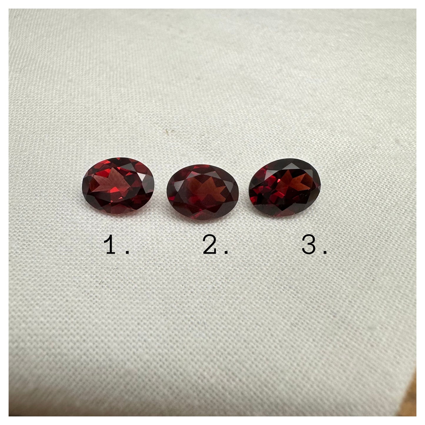 Pick-One Garnet 9x7mm Oval Cut Faceted Loose Stones Unmounted Gemstone Red Flowing Gems Approx 2.09-2.32 Garnet