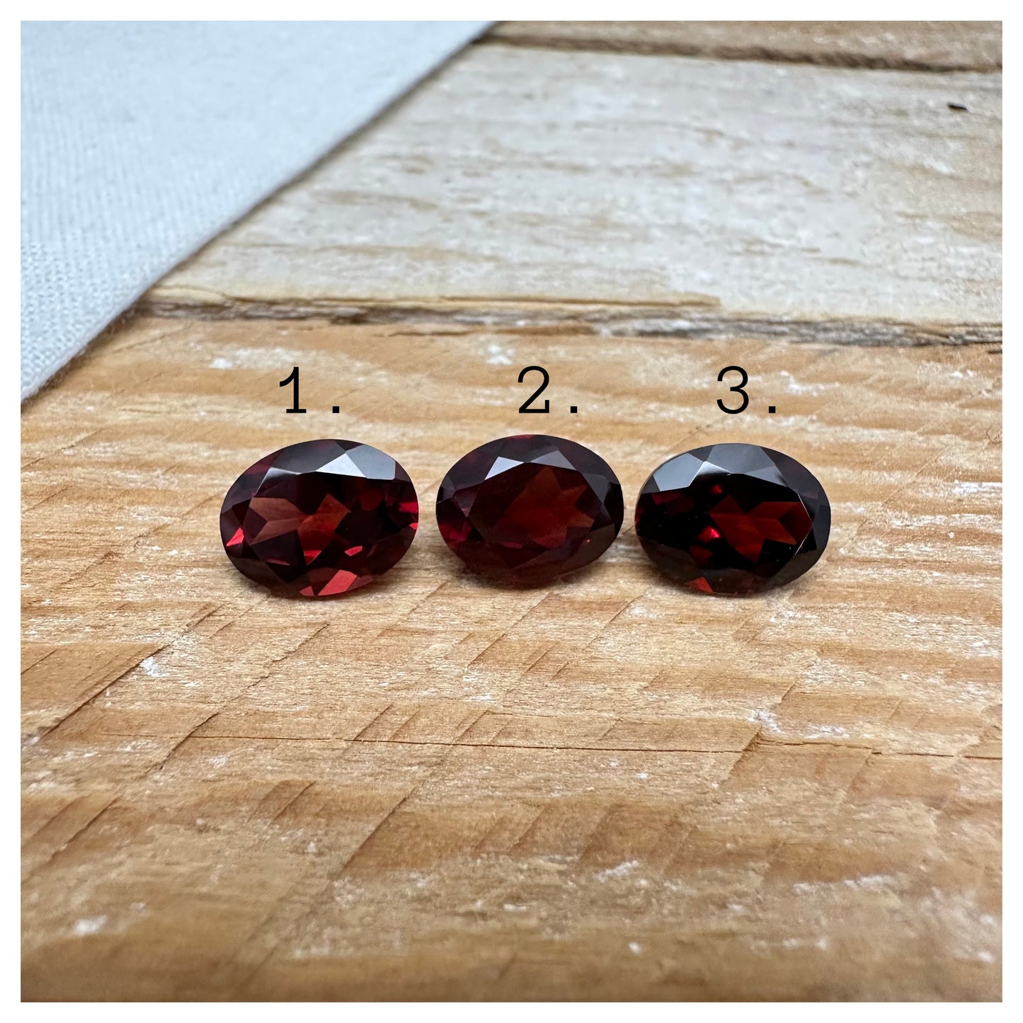 Pick-One Garnet 9x7mm Oval Cut Faceted Loose Stones Unmounted Gemstone Red Flowing Gems Approx 2.09-2.32 Garnet