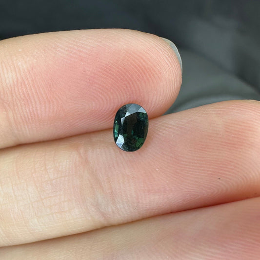0.68 Green Sapphire 6x4.2mm Oval Cut, Faceted Loose Natural Heated Sapphire - 6x4mm