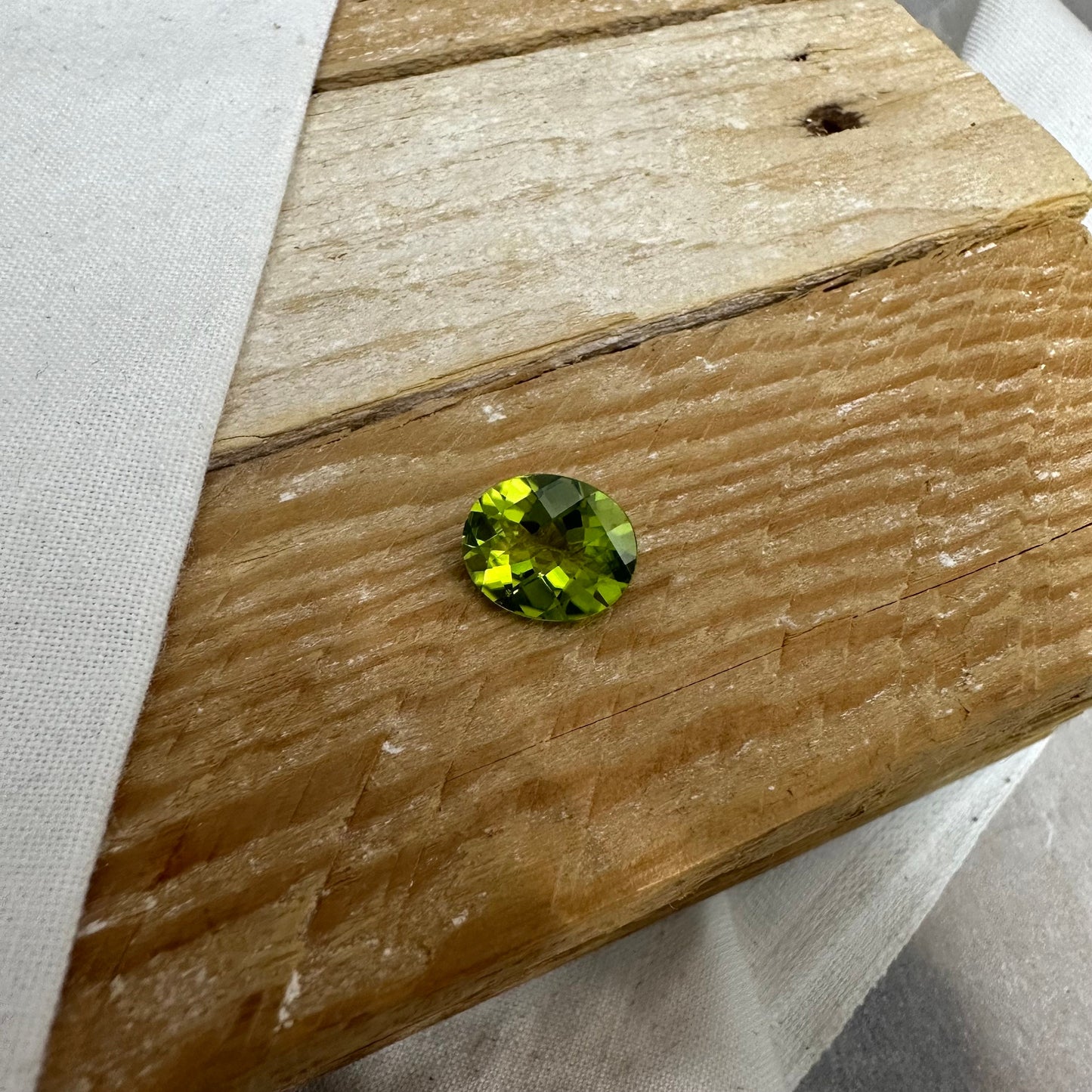Green Peridot 11x9mm Oval Cut 3.29 carat Loose Natural Gem August Birthstone