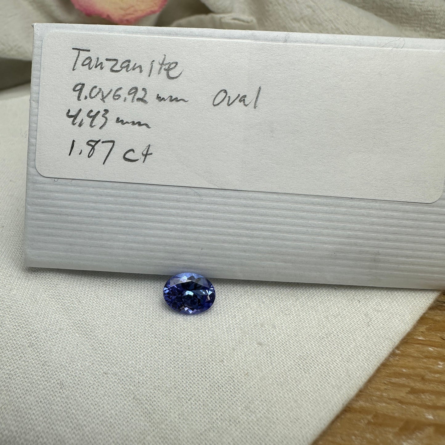1.87 ct Natural Tanzanite 9x7mm Oval Bluish Violet Genuine Gemstone Loose Gem or faceted stone Bluish Purple