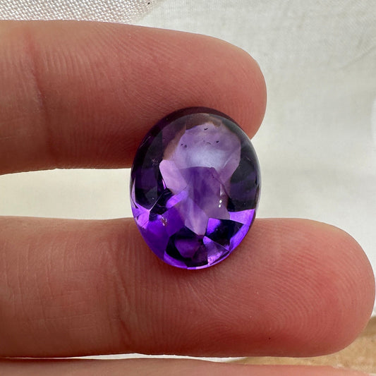 10.31 Carat Natural Amethyst 16.5x13mm Oval, Loose Purple Gem, Recycled Gemstone, Cabochon top Faceted back, February Birthstone