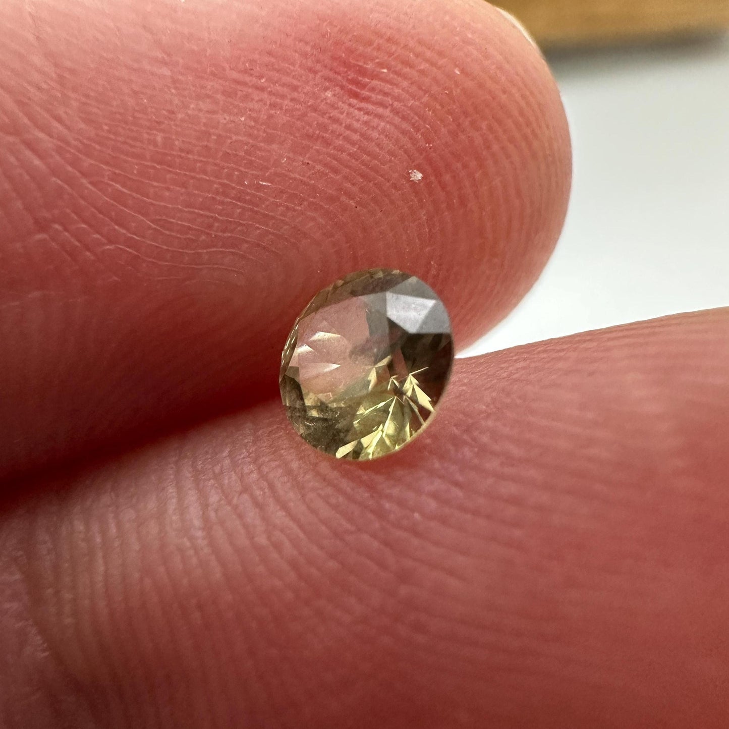 0.52 Carat Yellow Montana Sapphire 5mm Round Cut, Natural Unheated Faceted Loose