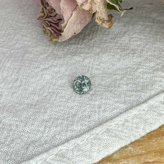 0.55 Carat Light Green Montana Sapphire 5mm Round Cut, Natural Unheated Faceted Loose