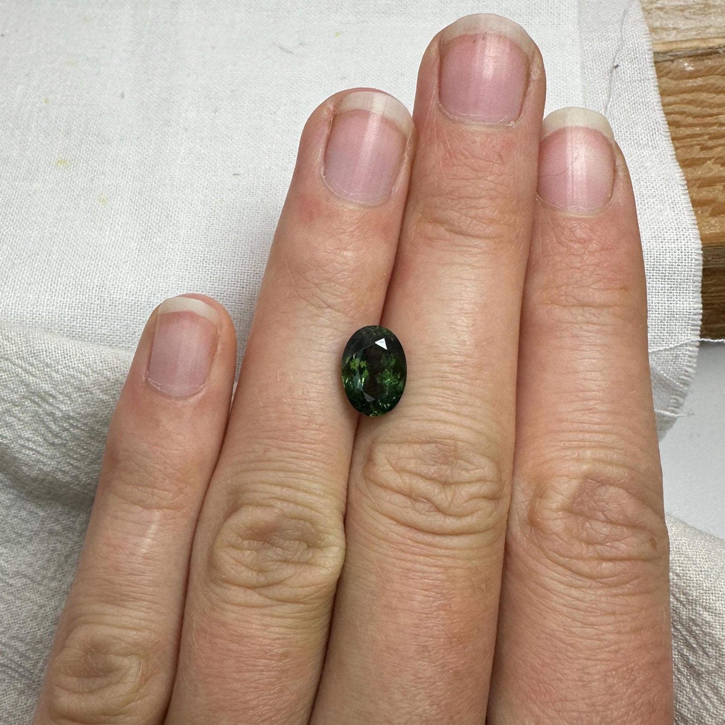 10x7mm Green Apatite 2.67 carat Oval Cut, Faceted Loose Gemstone,