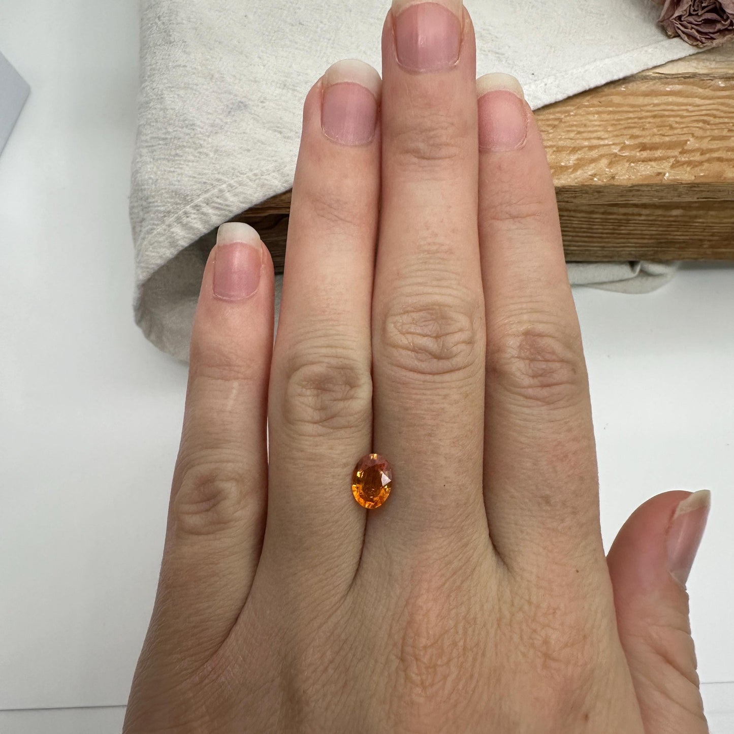 1.33 Carat Spessartite Garnet 7.9x5.85mm Oval Cut, Faceted Loose Orange Garnet