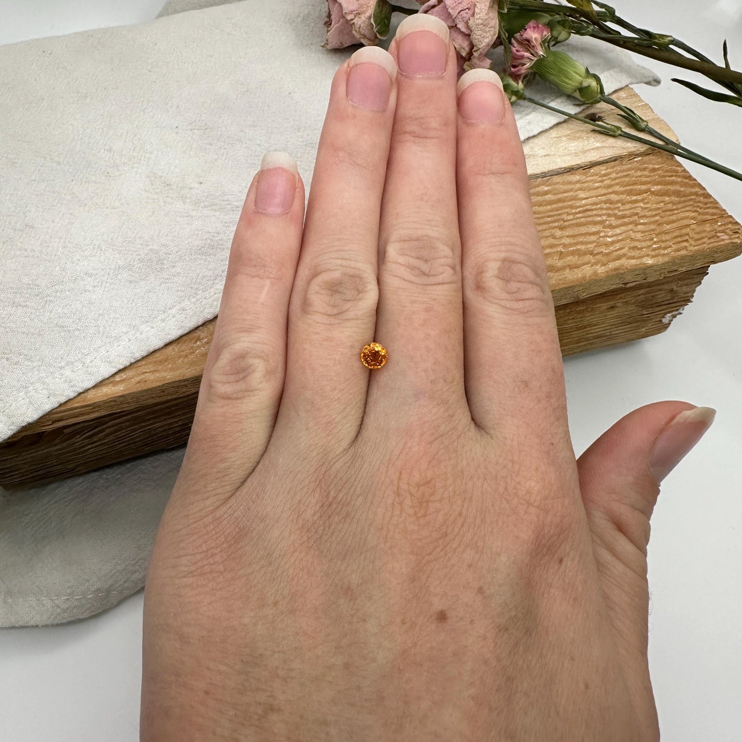 0.65 Carat Spessartite Garnet 4.5mm Round Cut, Faceted Loose Orange Garnet