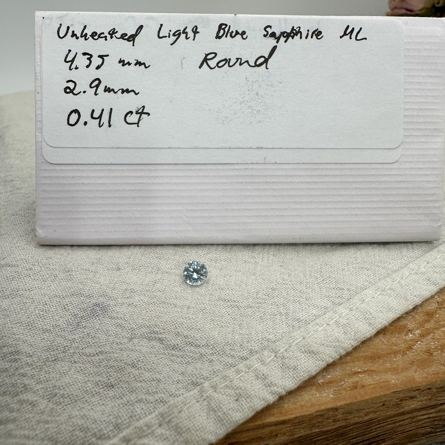 0.41 Carat Light Blue Montana Sapphire 4.35mm Round Cut, Natural Unheated Faceted Loose