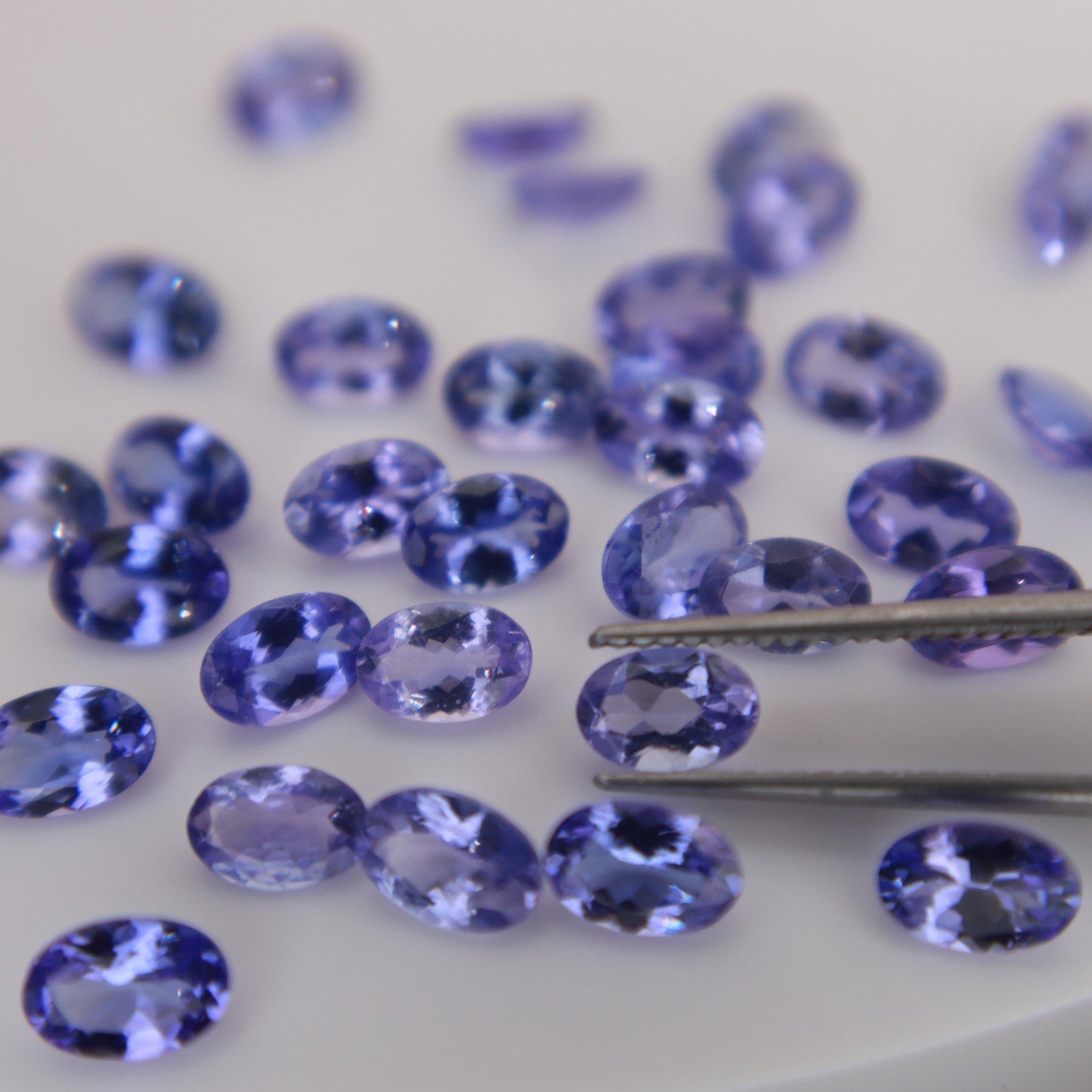 One 6x4mm Tanzanite Oval Cut, Faceted Loose Violet Gemstone, Natural Tanzanite, Zoisite
