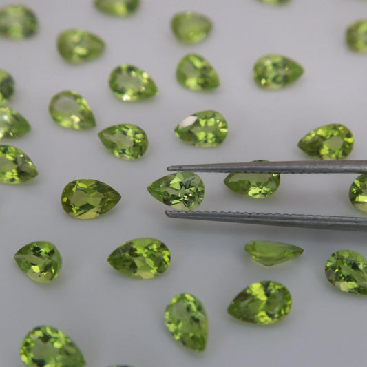 One 6x4mm Peridot Pear Cut, Faceted Loose Green Peridot