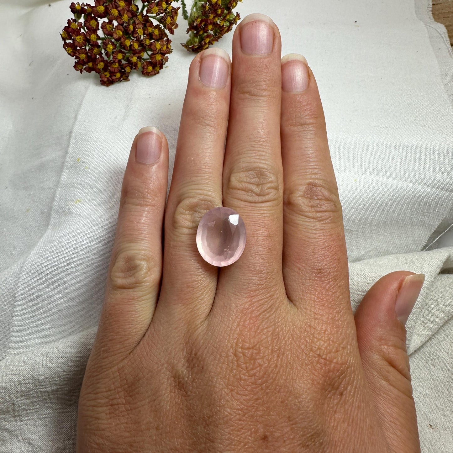 15x13mm Oval Rose Quartz, 9 carat Loose Gem, Faceted Pink Gemstone