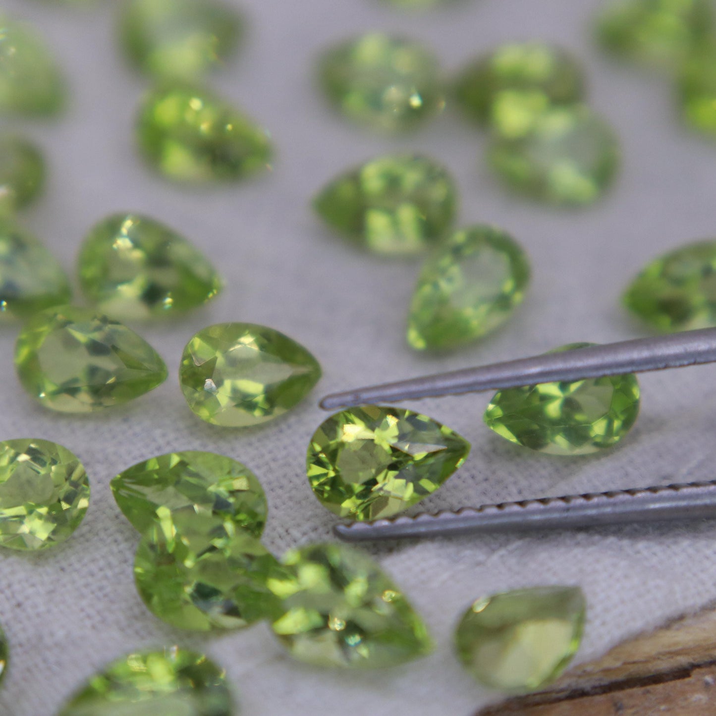 One 6x4mm Peridot Pear Cut, Faceted Loose Green Peridot