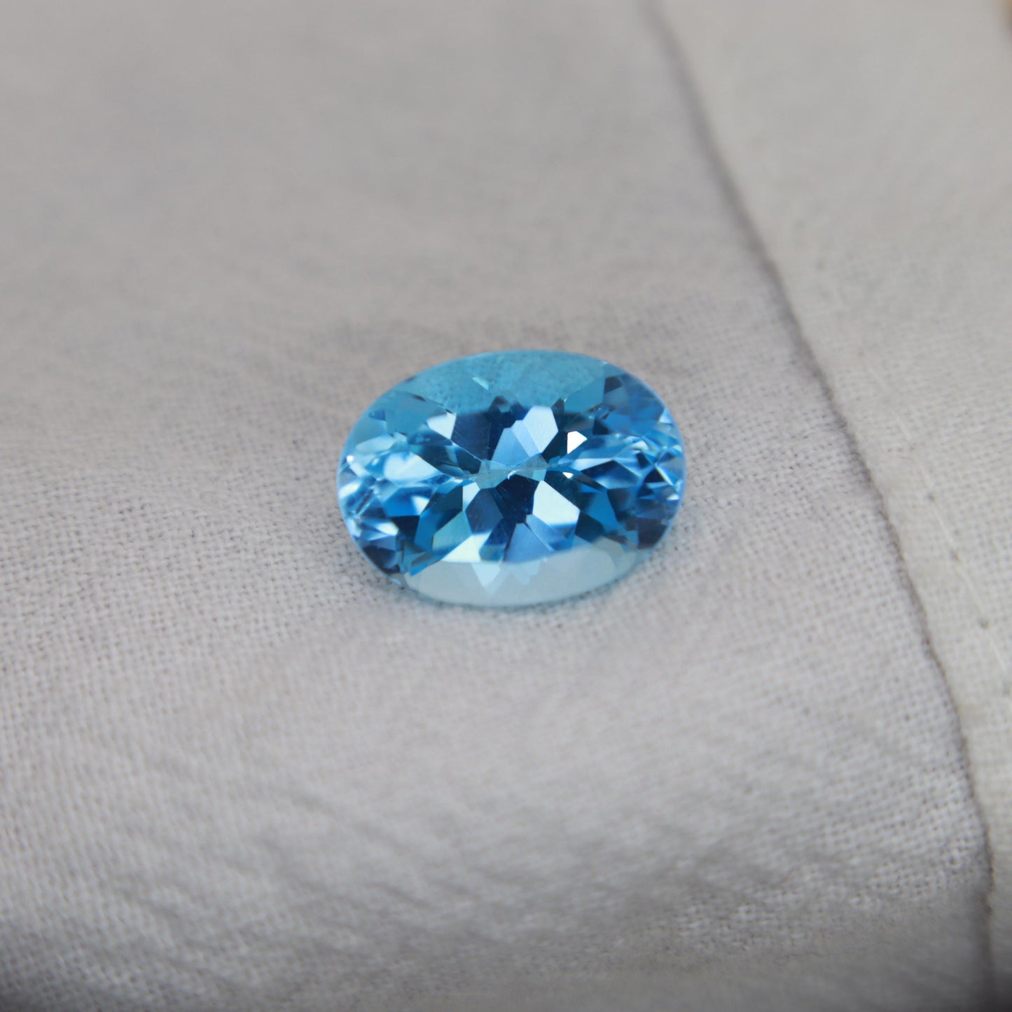 14x10mm Blue Topaz 7.94 carat Oval Cut