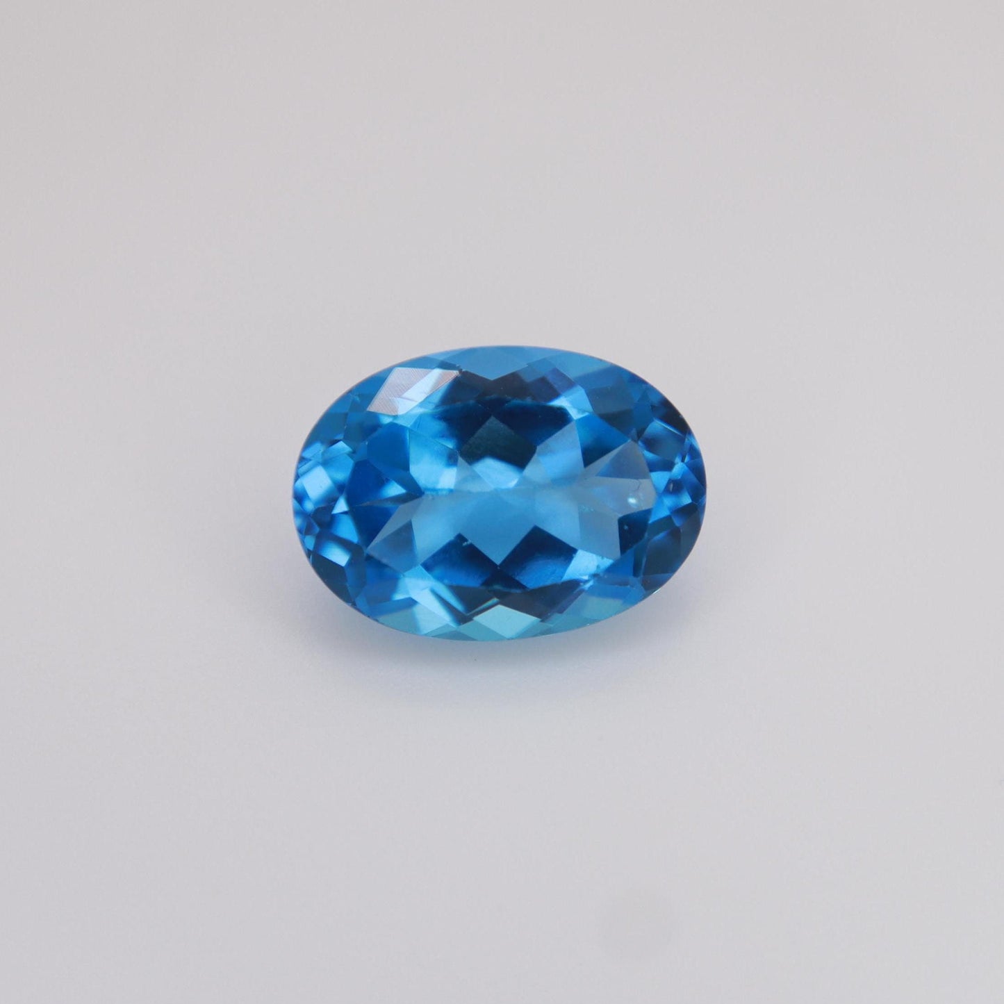 14.2x10.1mm Blue Topaz 7.63 carat Oval Cut, Faceted Loose Gemstone