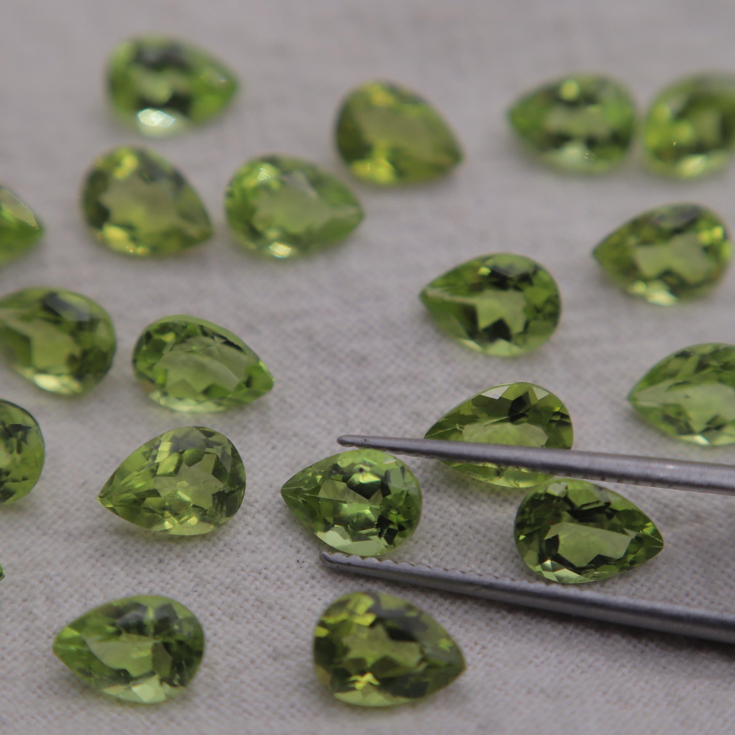 One 7x5mm Peridot Pear Cut, Faceted Loose Green Peridot
