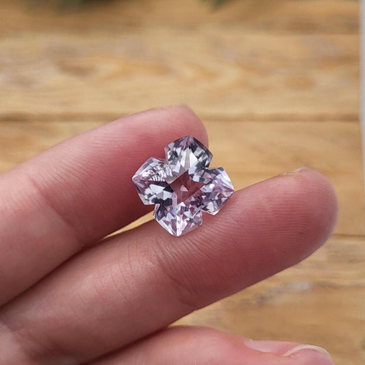11.5mm Lavender Amethyst, 5.88 Carat, Cushion Clover cut, Fancy cut Gemstone