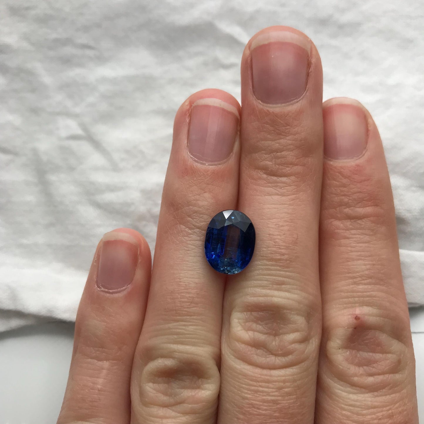 11.5x9mm Blue Kyanite 4.58 Carat Oval Cut, Faceted Loose, 11.4x8.9