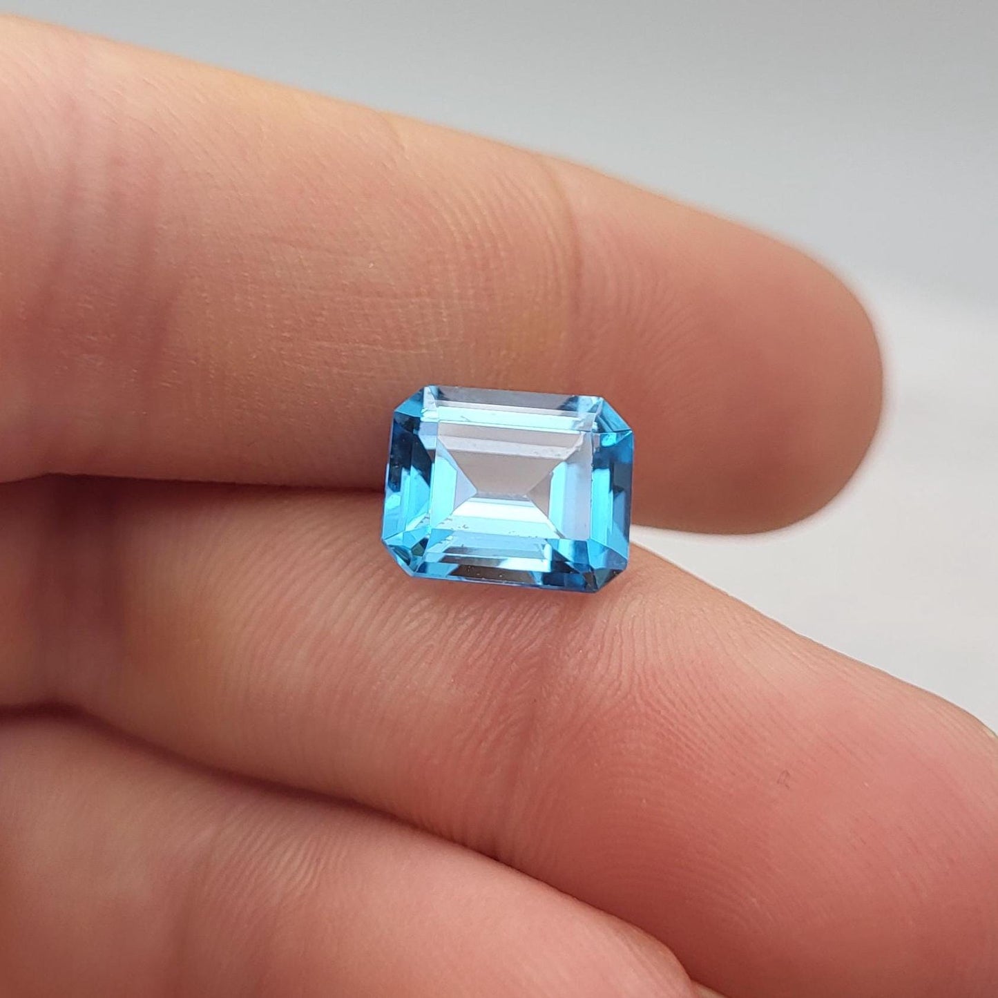 10x8mm Blue Topaz, 3.87 ct Emerald Cut Faceted Gemstone