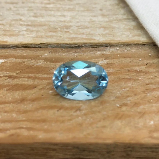 14x10mm Light Blue Topaz, 6.88 Ct Oval cut Faceted Discount Gemstone, Reclaimed/Recycled Imperfect Gem,