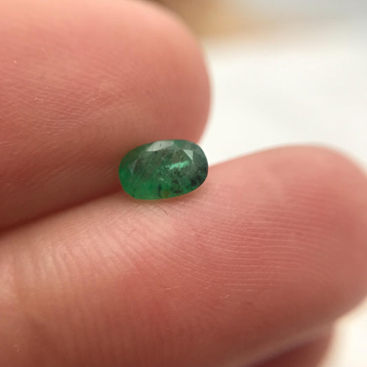 0.43 Natural Emerald 6x4mm Oval Cut Faceted Gem, Loose Recycled Gemstone
