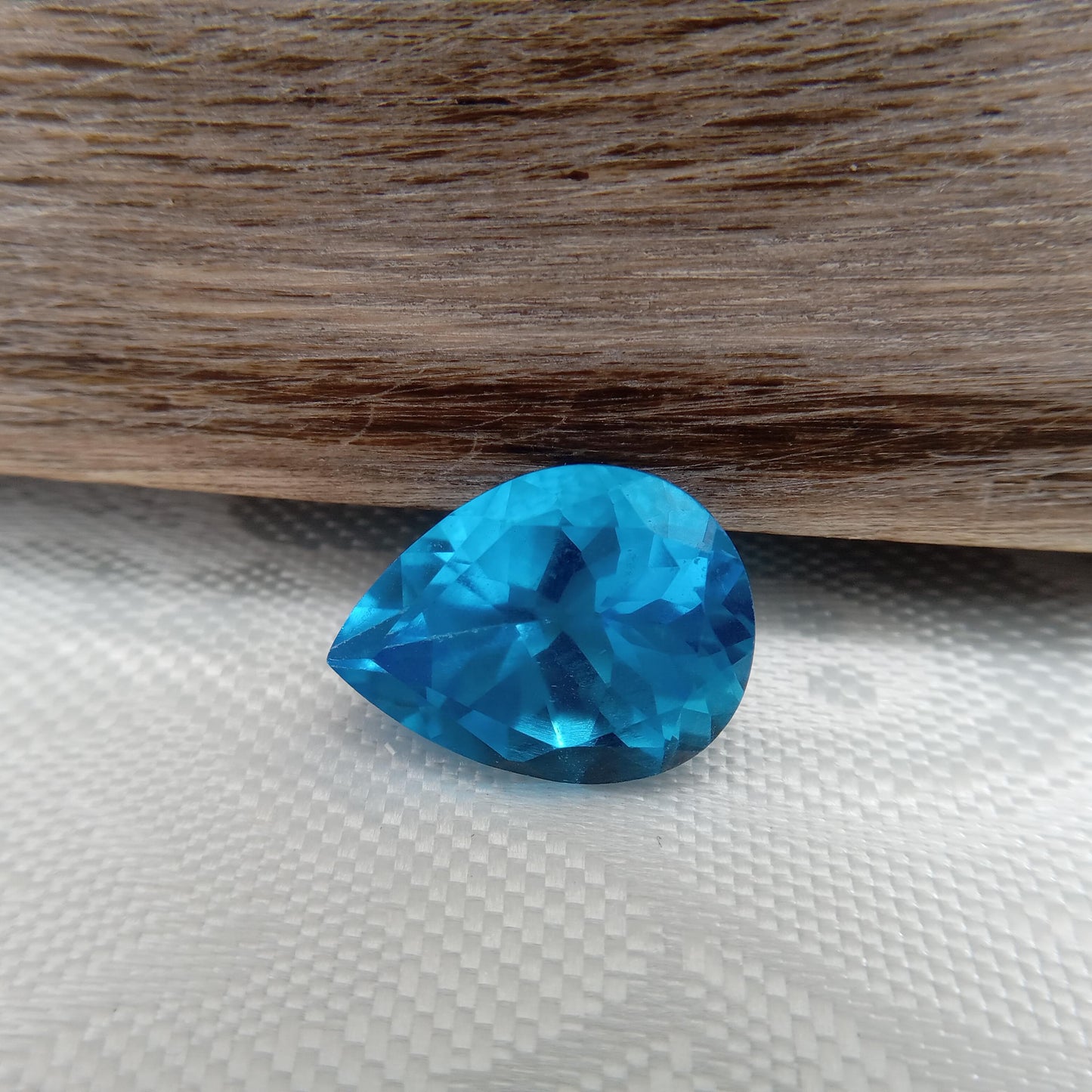 16x12mm 15.9x11.8mm Blue Topaz Pear Cut, 10.37 carat Loose Faceted Gem, Natural Topaz, US Seller 16x12