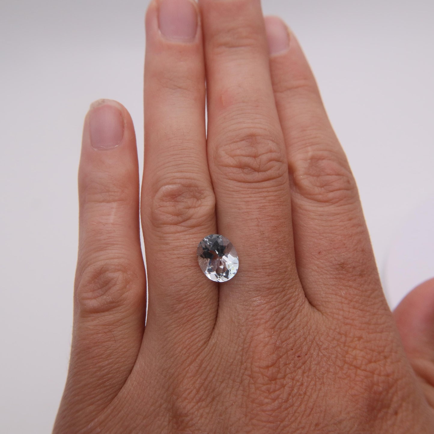 10x8mm Light Blue Aquamarine, 2.5 Carat Oval Cut, Natural Loose Faceted Gemstone