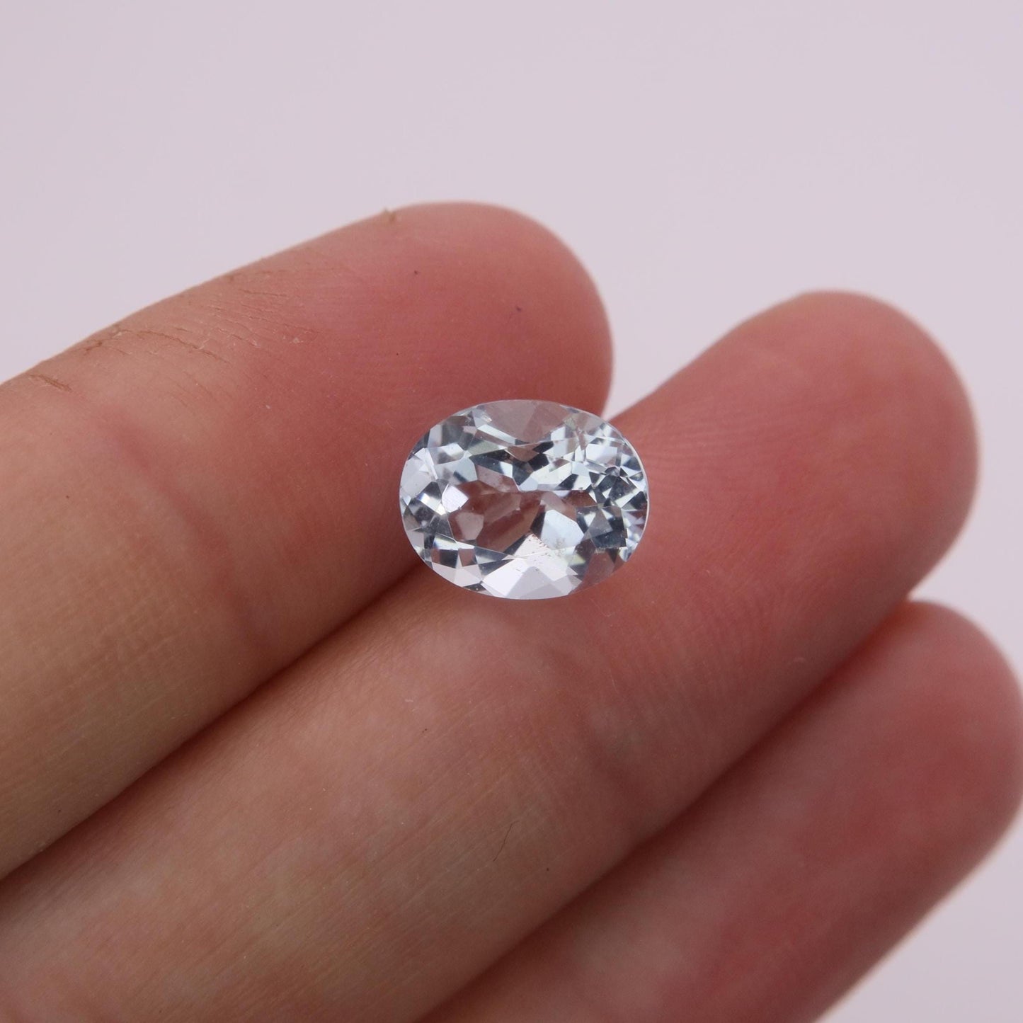 10x8mm Light Blue Aquamarine, 2.5 Carat Oval Cut, Natural Loose Faceted Gemstone