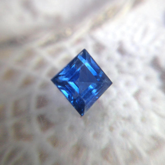 Unheated Carré Cut Blue Sapphire 5mm Square Unheated Sapphire Corundum 0.97 carat Faceted Unmounted Gemstone Loose No Heat Blue Sapphire