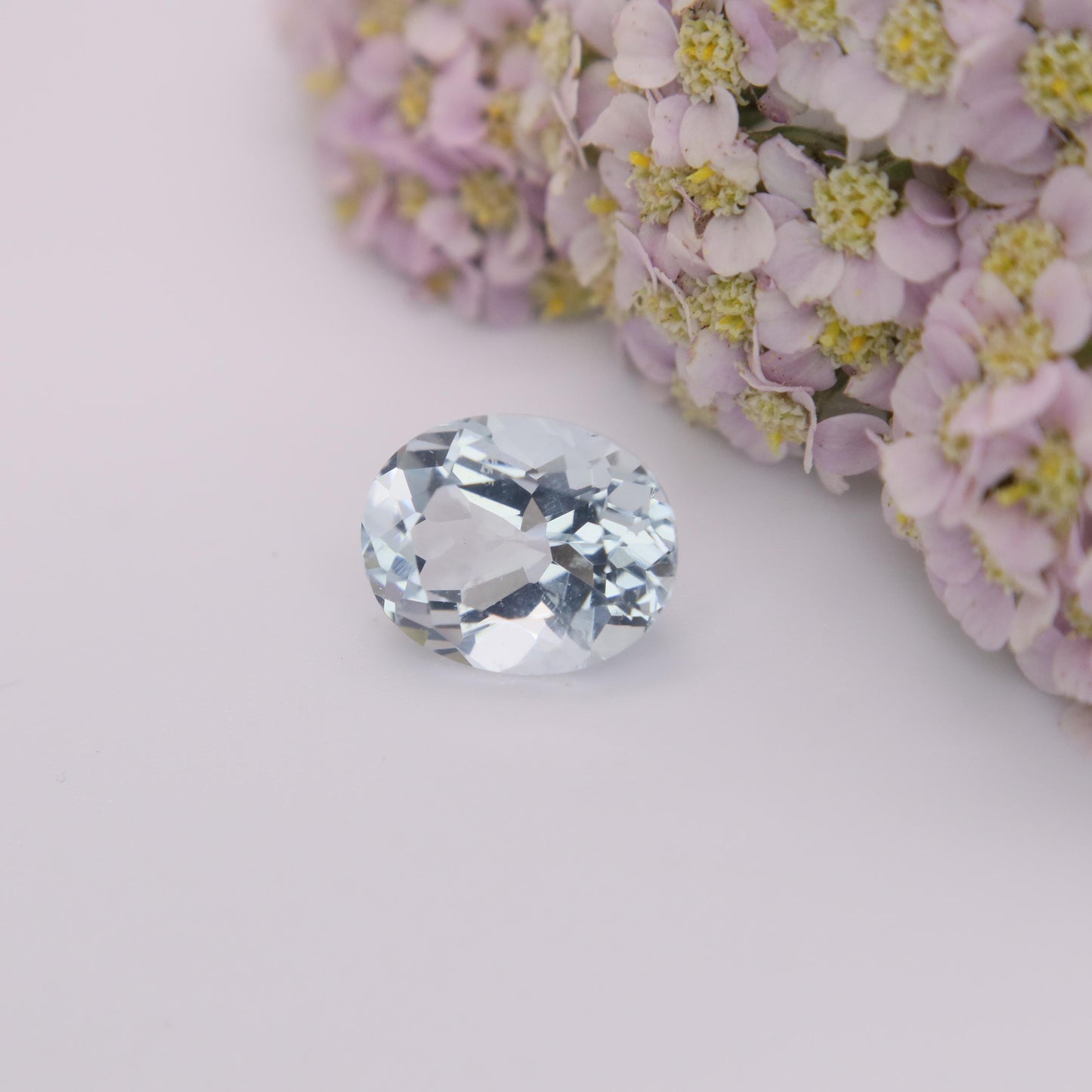 10x8mm Light Blue Aquamarine, 2.5 Carat Oval Cut, Natural Loose Faceted Gemstone