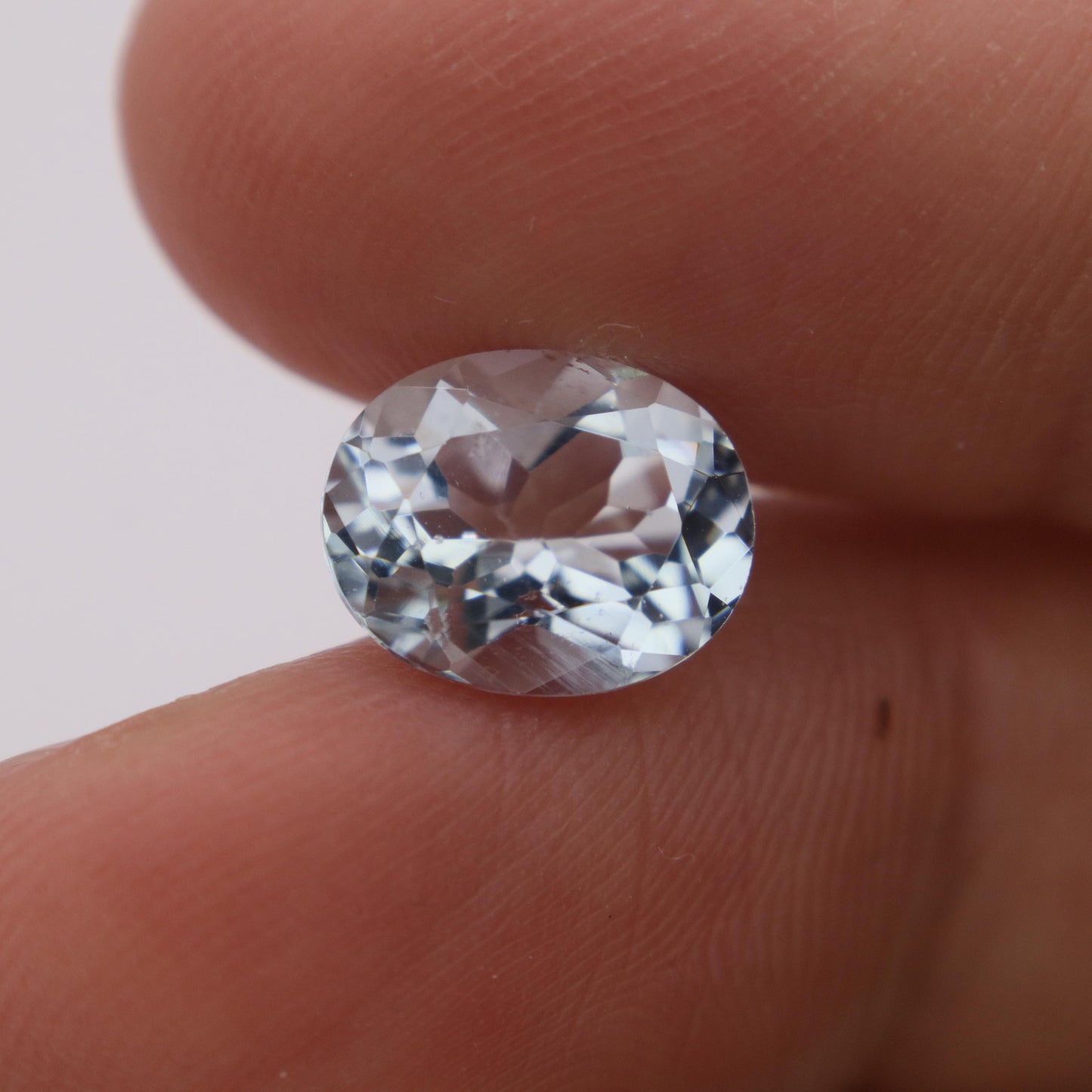 10x8mm Light Blue Aquamarine, 2.5 Carat Oval Cut, Natural Loose Faceted Gemstone