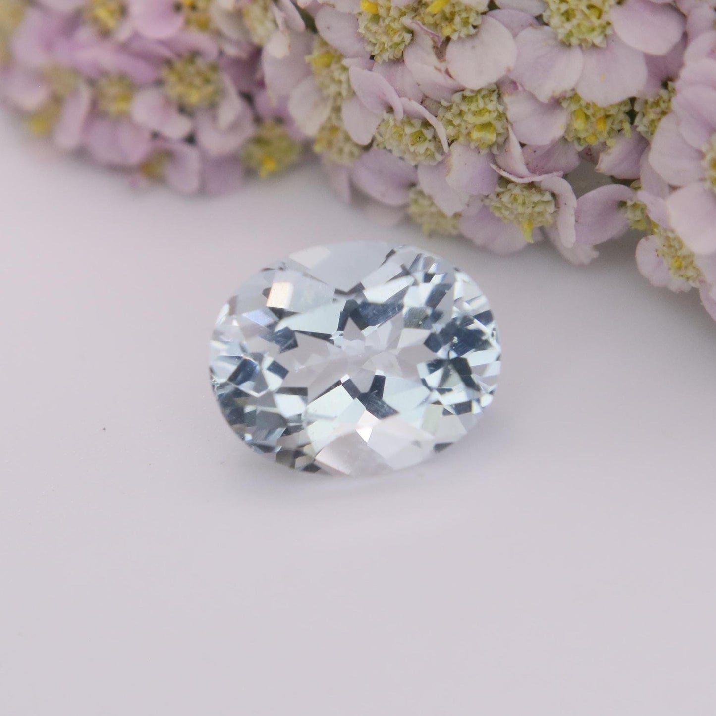 10x8mm Light Blue Aquamarine, 2.5 Carat Oval Cut, Natural Loose Faceted Gemstone