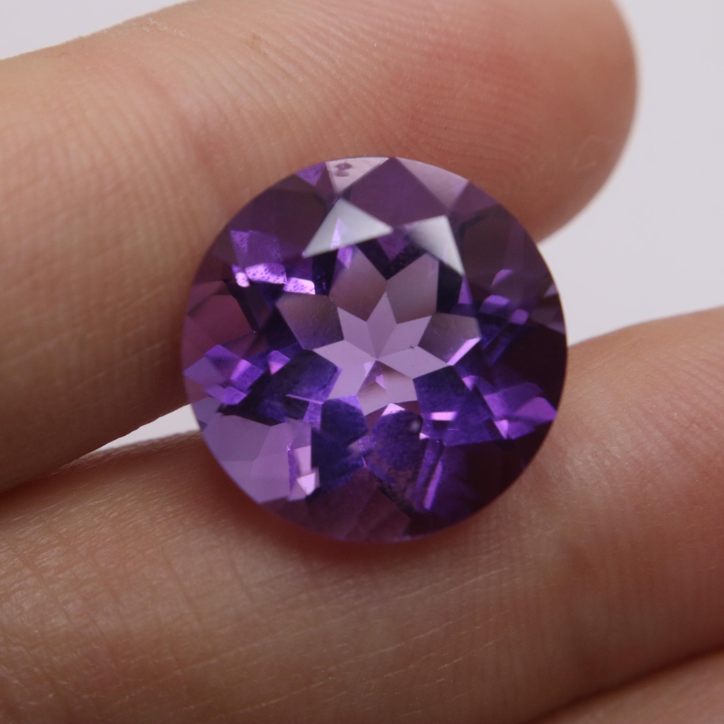 15mm Purple Amethyst 11.17 Carat Round Cut, Faceted Loose Gemstone
