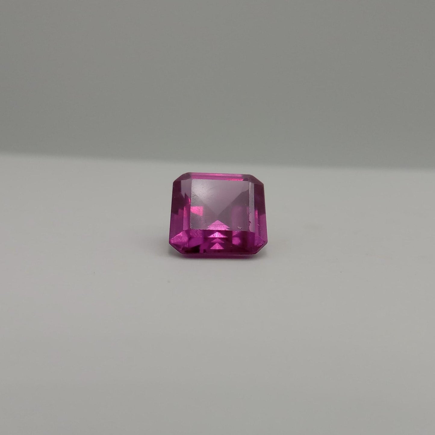 10.5 mm x9.9 mm Purple Lab Sapphire Loose Gem, 6.14 carat, Lab Created Square Gemstone, June Birthstone Color 10mm square