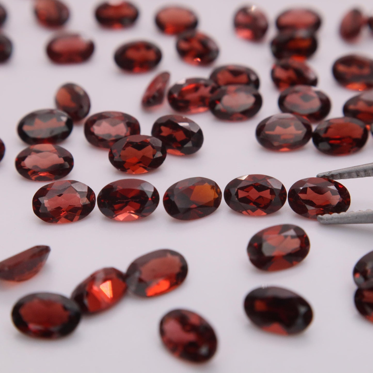 One 6x4mm Red Garnet Oval Cut, Faceted Loose Gemstone
