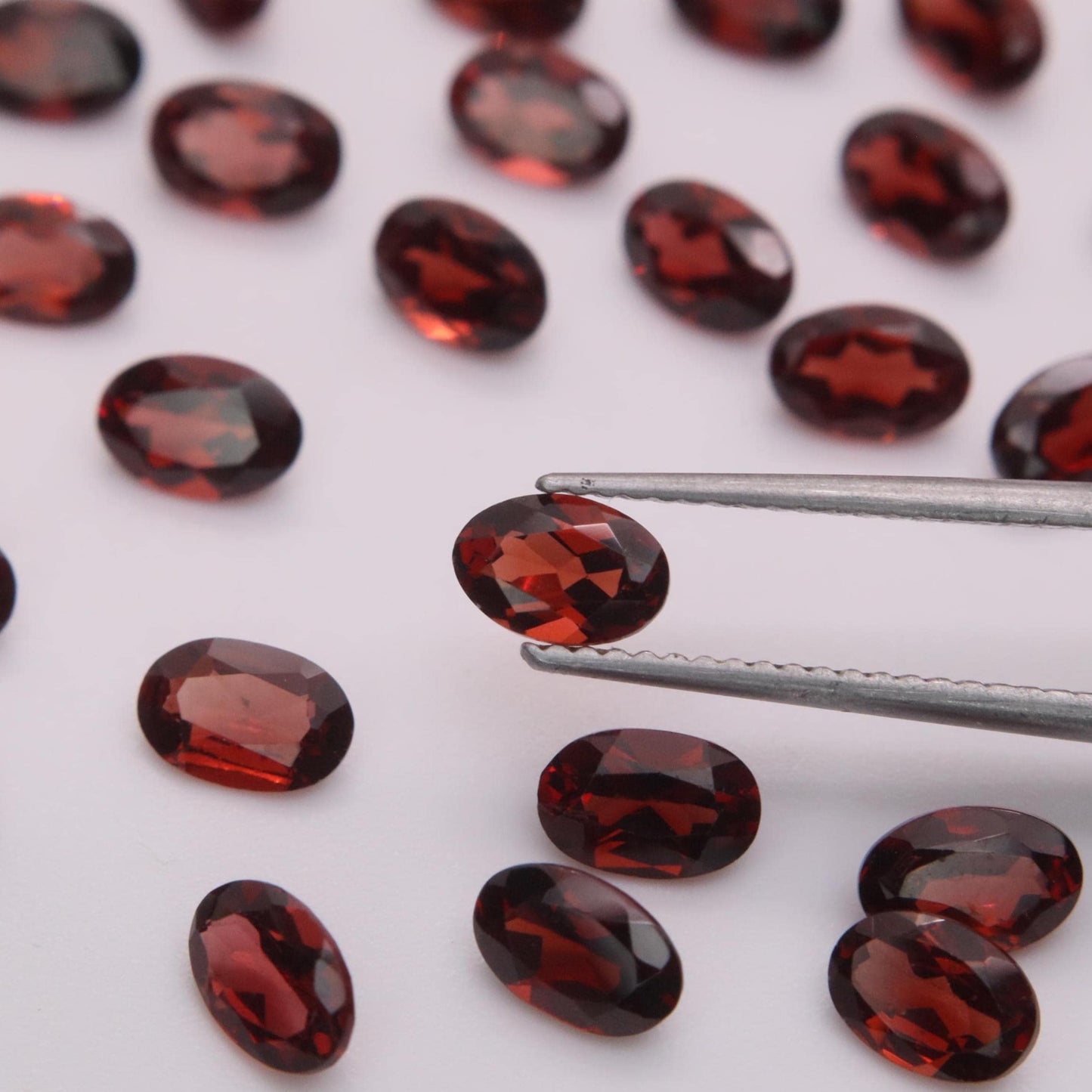 One 6x4mm Red Garnet Oval Cut, Faceted Loose Gemstone